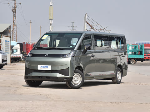 2025 Farizon V6E Image 8